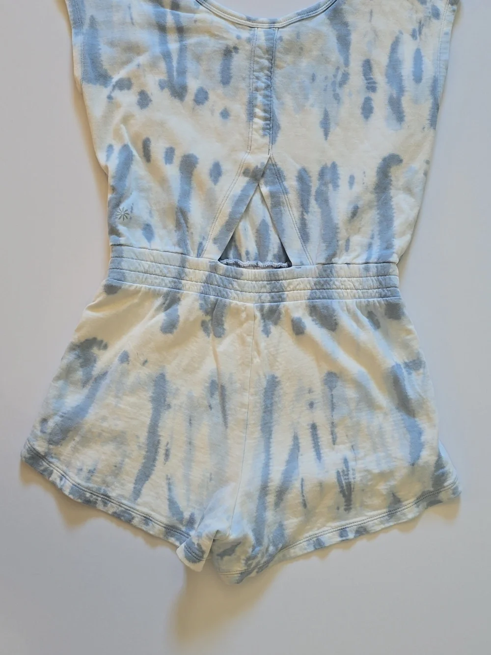 Athleta Girl Retreat Yourself Romper Size M/8-10 Blue Tie Dye Sleeveless - Picture 4 of 4